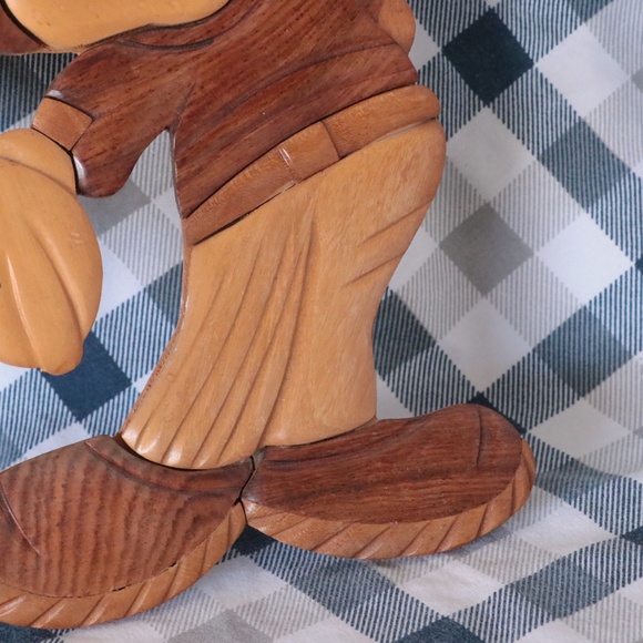 Tiki Wood Mickey Mouse Wall Decoration - Picture 4 of 4